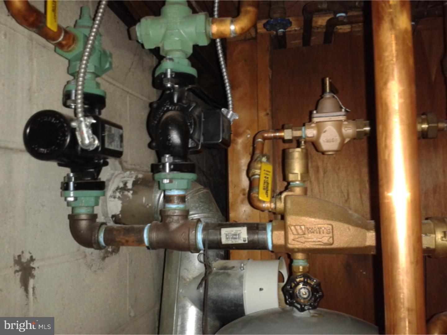 401 Walnut Ridge Drive Pottstown, PA 19464 - Photo 12 of 17 Gallery Image 12