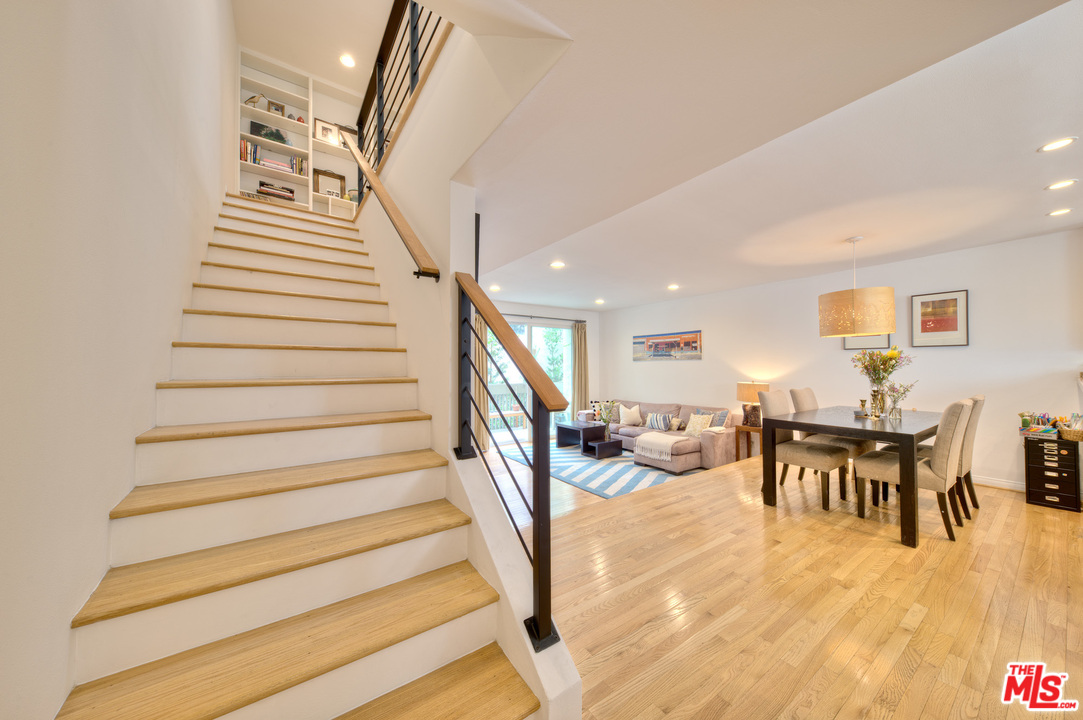 627 Strand Street, Unit 2 Santa Monica, CA 90405 - Photo 13 of 33