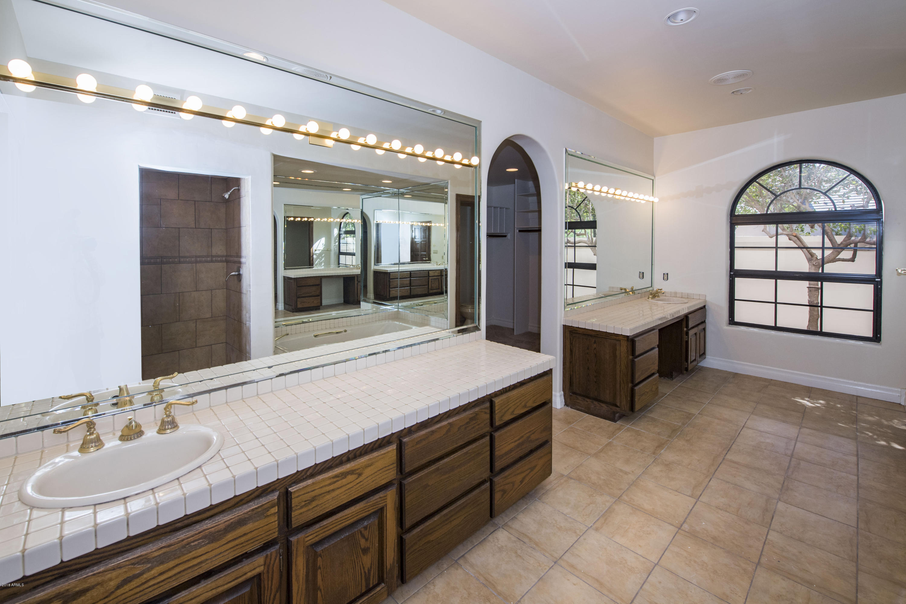 2120 East Ranch Road Tempe, AZ 85284 - Photo 17 of 50 18