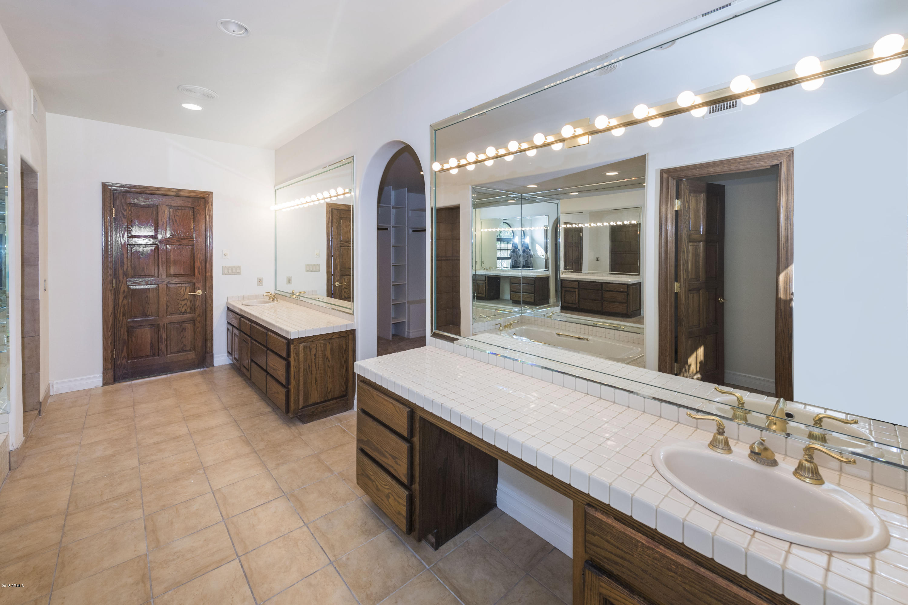 2120 East Ranch Road Tempe, AZ 85284 - Photo 19 of 50 20