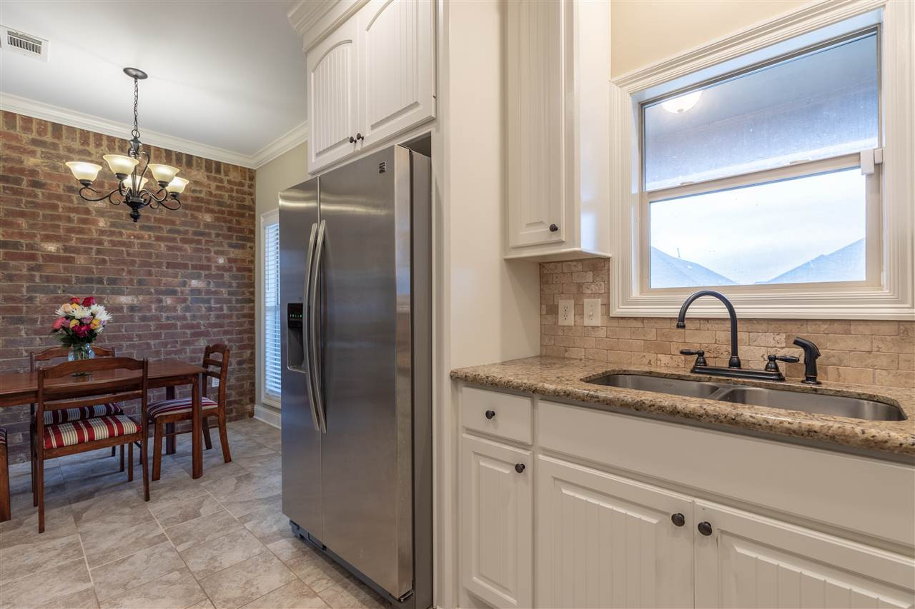 427 Greenfield Ridge Circle Brandon, MS 39042 - Photo 8 of 24 Photo 8