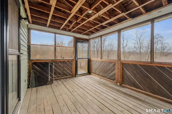 $339,000 | 72 Ponderosa Lane, Newington, CT 06111