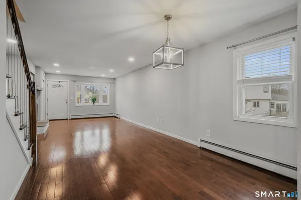 $339,000 | 72 Ponderosa Lane, Newington, CT 06111