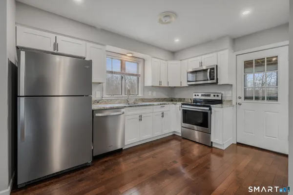 $339,000 | 72 Ponderosa Lane, Newington, CT 06111