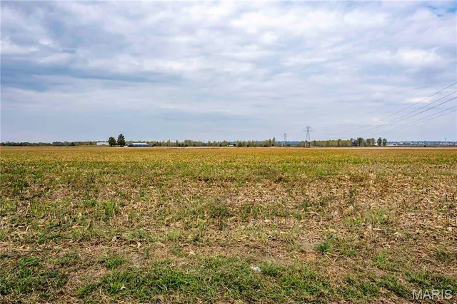 $1 | 0 Red School Road, West Alton, MO 63386