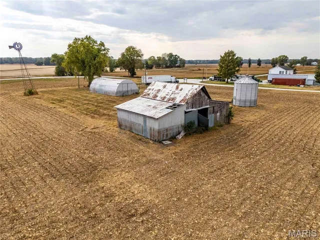 $1 | 0 Red School Road, West Alton, MO 63386