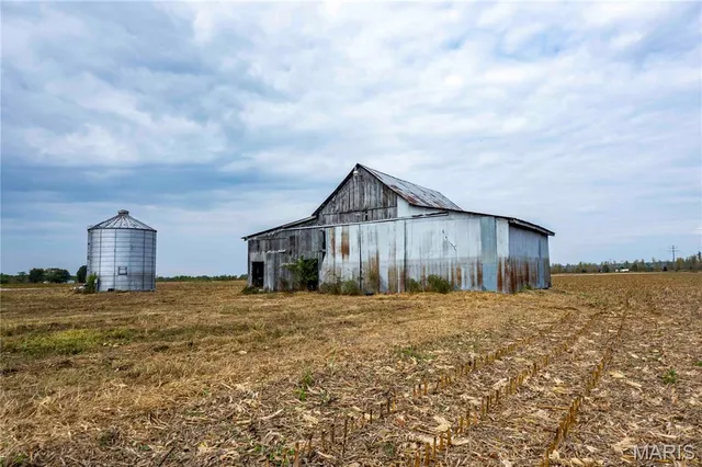 $1 | 0 Red School Road, West Alton, MO 63386