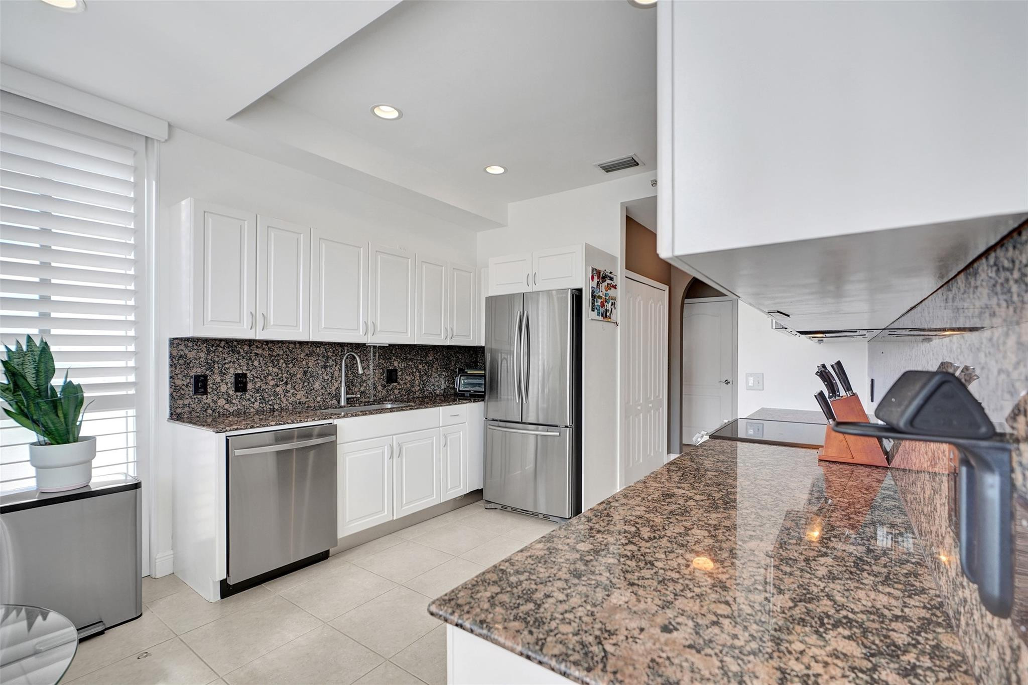 2550 Southwest 27th Avenue, Unit PH1 Miami, FL 33133 - Photo 13 of 50 Photo 13