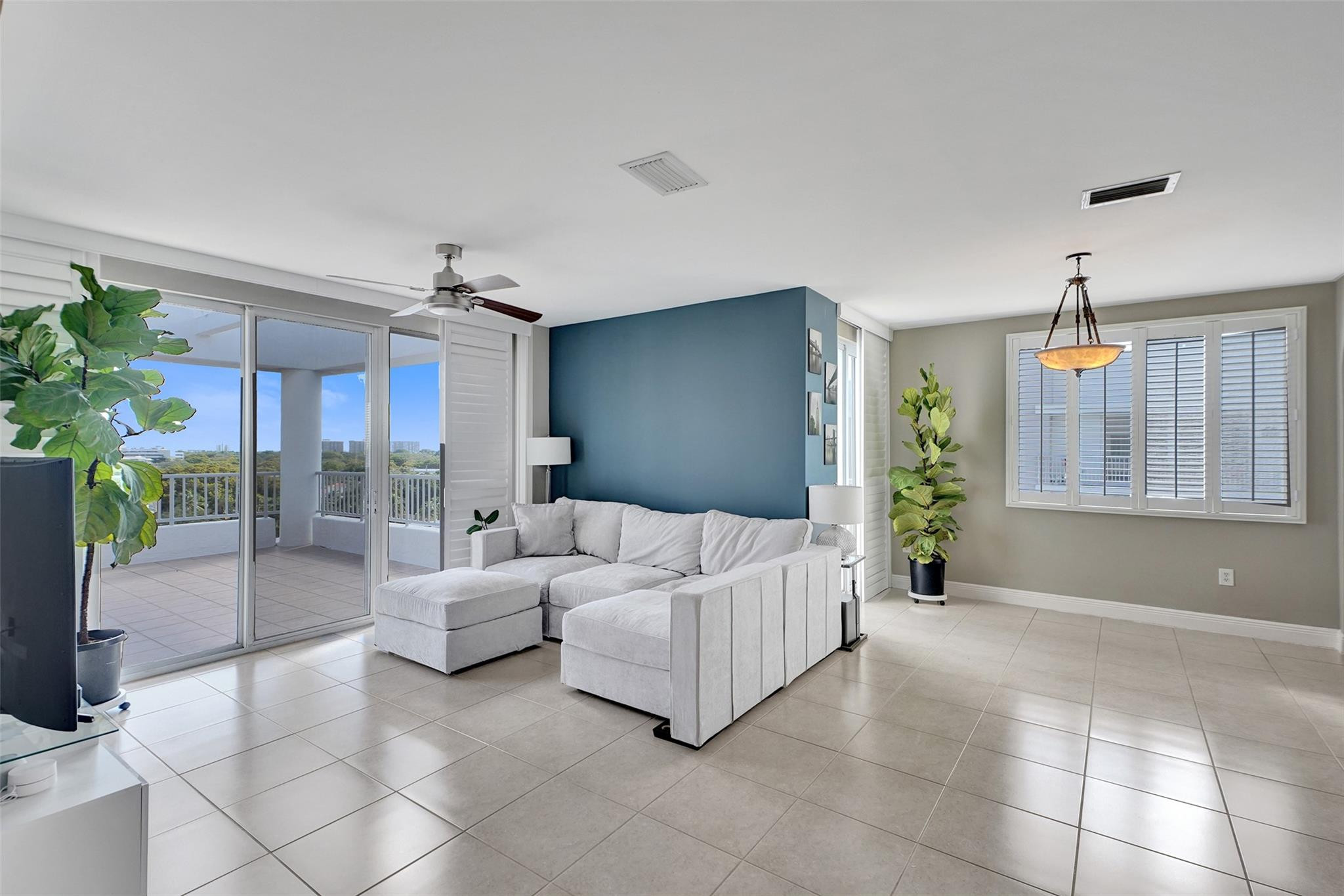 2550 Southwest 27th Avenue, Unit PH1 Miami, FL 33133 - Photo 4 of 50 Photo 4