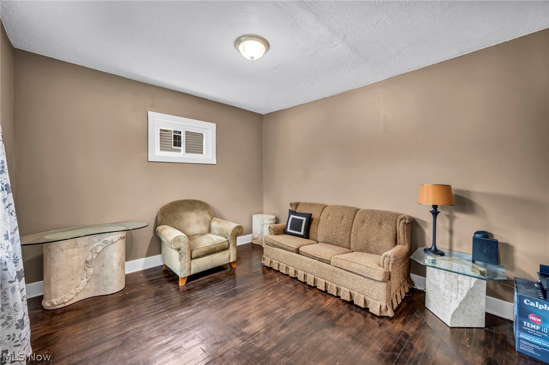 535 Brittain Road Akron, OH 44305 - Photo 11 of 45 Gallery Image 11