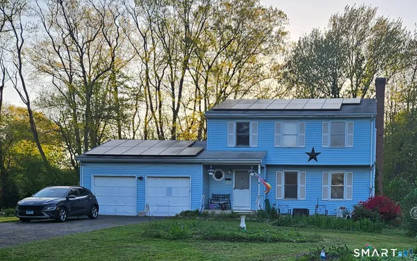 $317,500 | 18 Chelsea Lane, Windsor, CT 06095