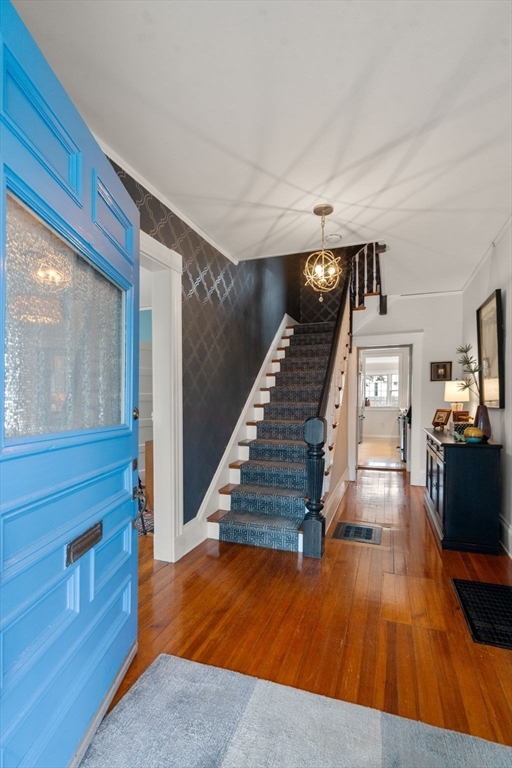 22 Grant Street Needham, MA 02492 - Photo 3 of 40