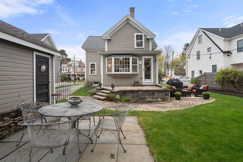 22 Grant Street Needham, MA 02492 - Photo 32 of 40