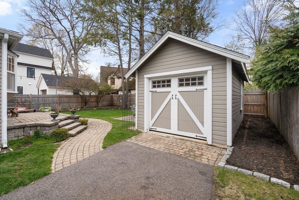 22 Grant Street Needham, MA 02492 - Photo 33 of 40