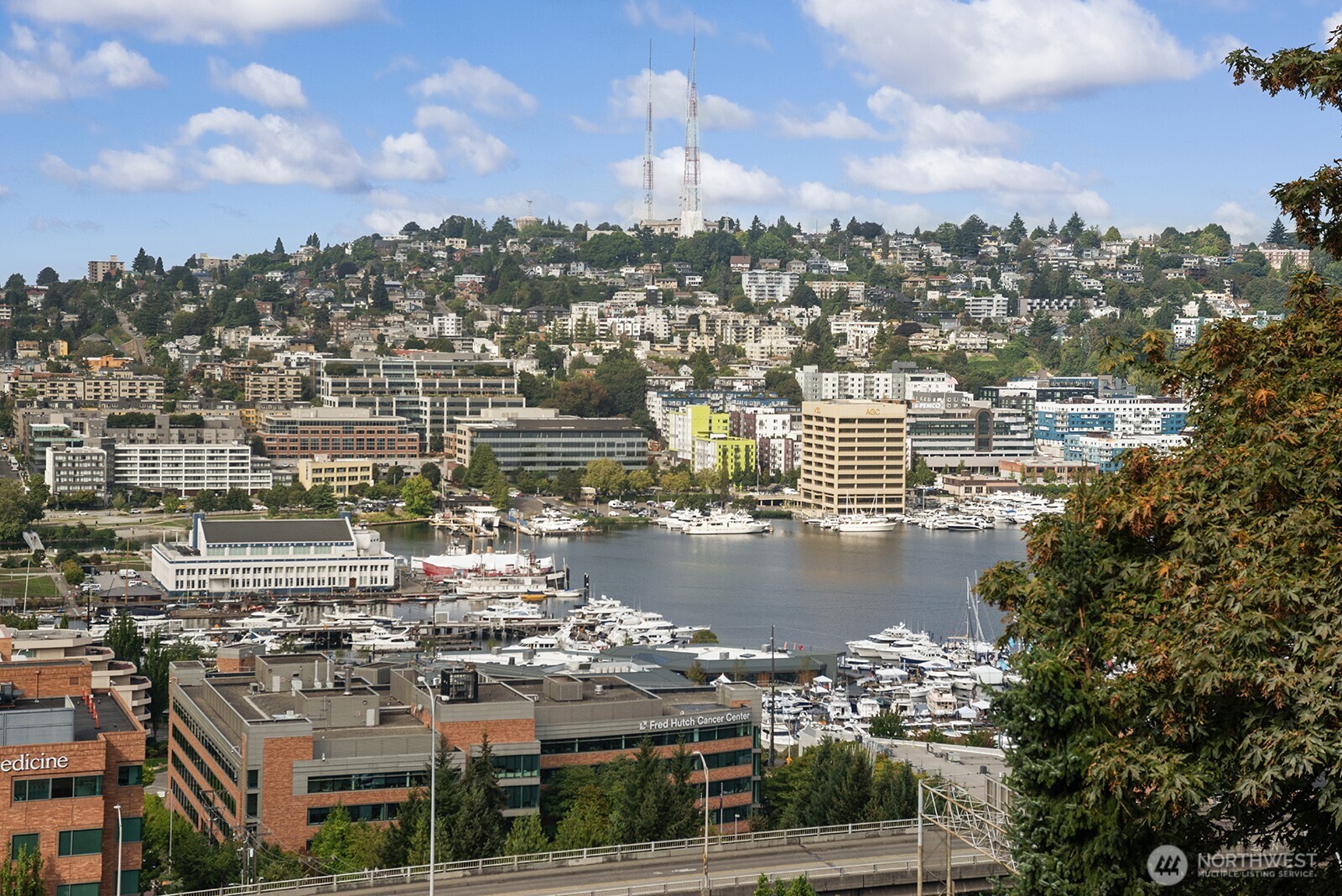745 Bellevue Avenue East, Unit 401 Seattle, WA 98102 - Photo 33 of 38