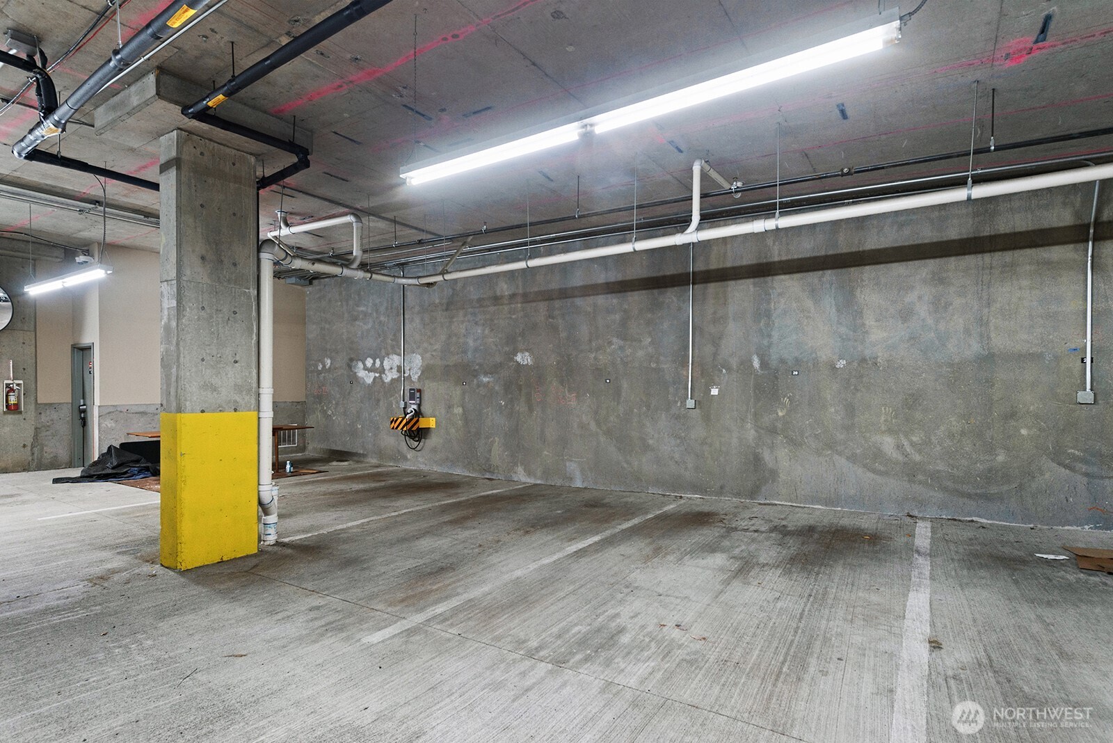 745 Bellevue Avenue East, Unit 401 Seattle, WA 98102 - Photo 37 of 38