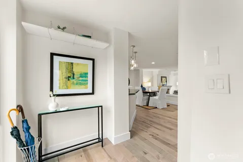 $1,150,000 | 745 Bellevue Avenue East, Unit 401, Seattle, WA 98102