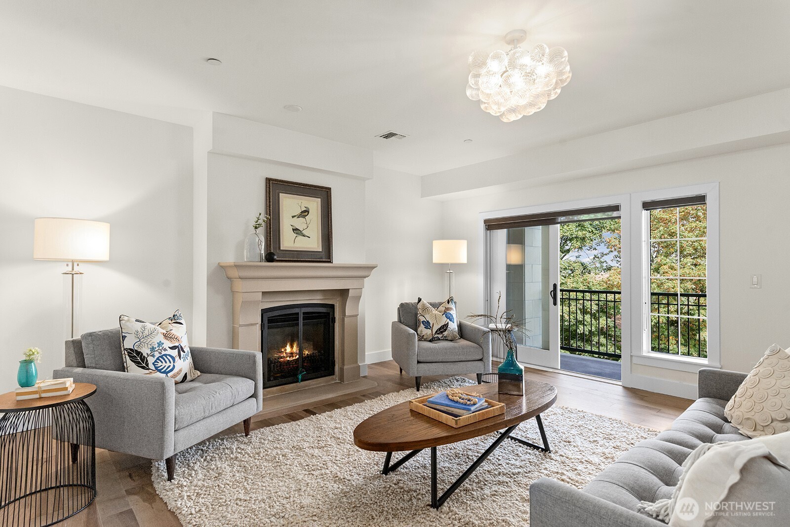 745 Bellevue Avenue East, Unit 401 Seattle, WA 98102 - Photo 7 of 38