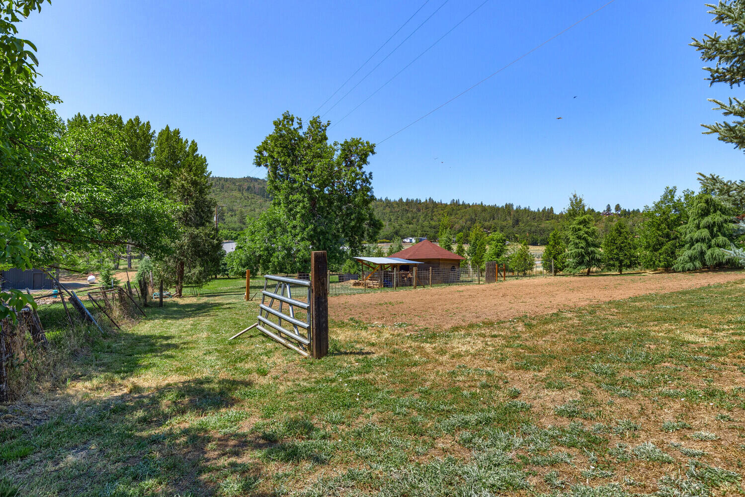 4313 South Stage Road Medford, OR 97501 - Photo 48 of 70 12_SSR_12_mls
