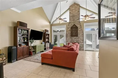 $349,000 | 3309 Palmisano Boulevard, Chalmette, LA 70043