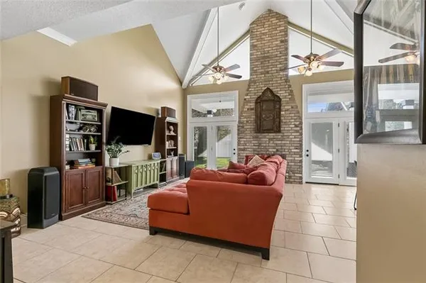 $349,000 | 3309 Palmisano Boulevard, Chalmette, LA 70043