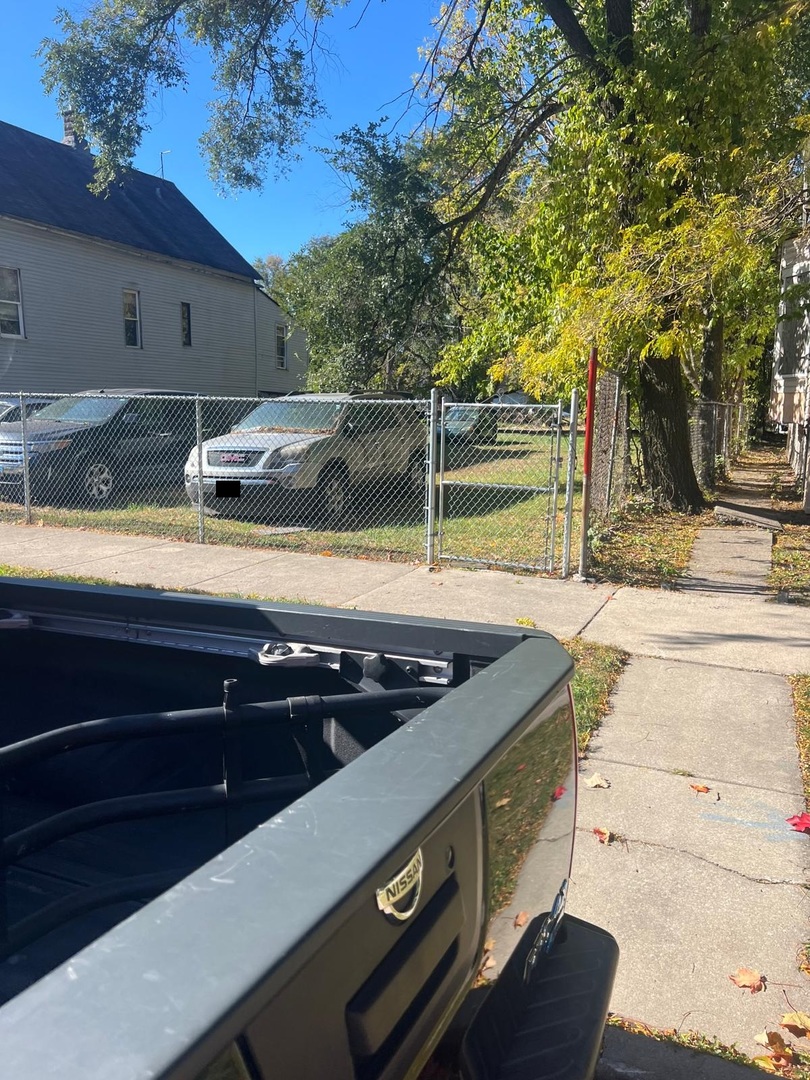 6824 South Honore Street Chicago, IL 60636 - Photo 5 of 6 a view of outdoor space with seating