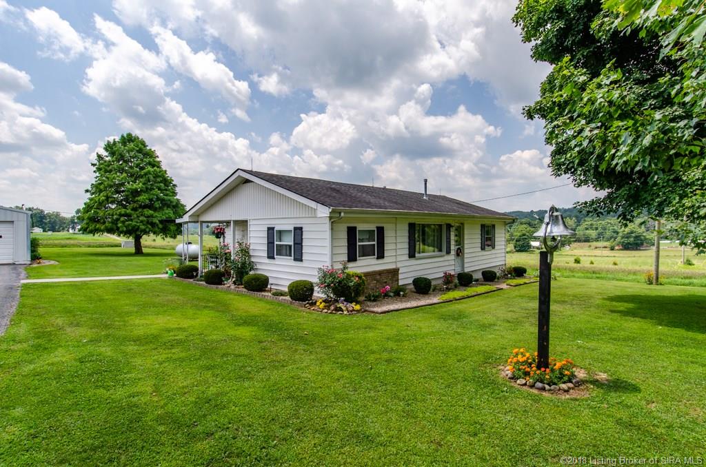 2445 Lake Road Southwest Corydon, IN 47112 - Photo 1 of 29