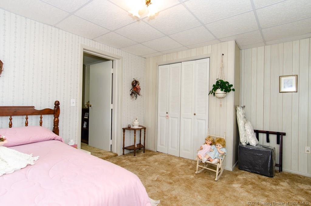 2445 Lake Road Southwest Corydon, IN 47112 - Photo 17 of 29