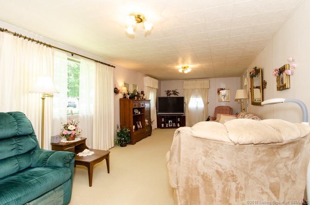 2445 Lake Road Southwest Corydon, IN 47112 - Photo 4 of 29