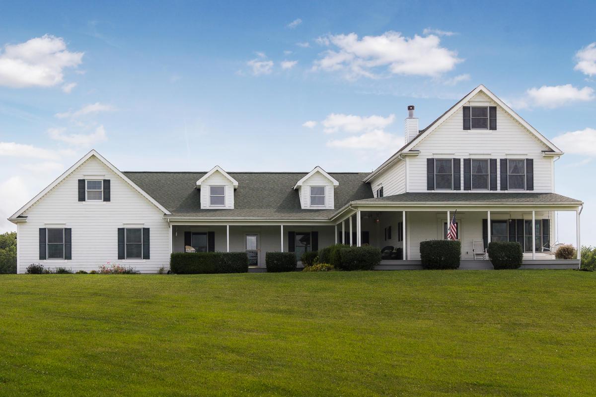 7399 Lancaster-Circleville Road Southwest Lancaster, OH 43130 - Photo 1 of 29