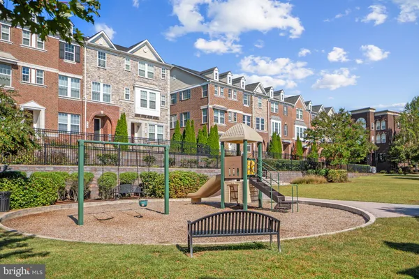 $585,000 | 731 Cobbler Place, Unit 731, Gaithersburg, MD 20877