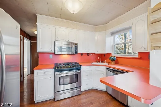 $535,000 | 1 Rutan Place, Bloomfield, NJ 07003