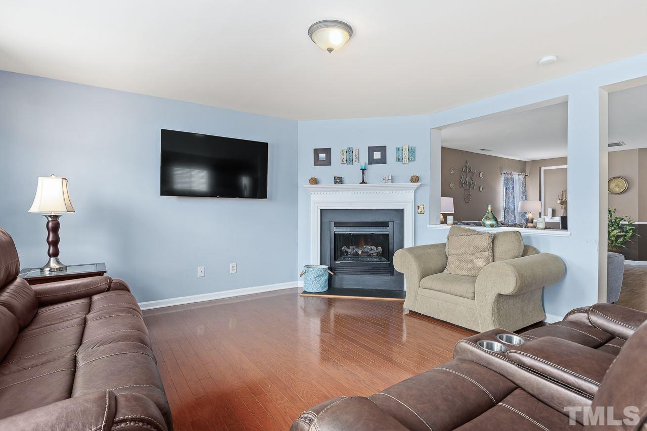 6016 Namozine Court Raleigh, NC 27610 - Photo 4 of 20
