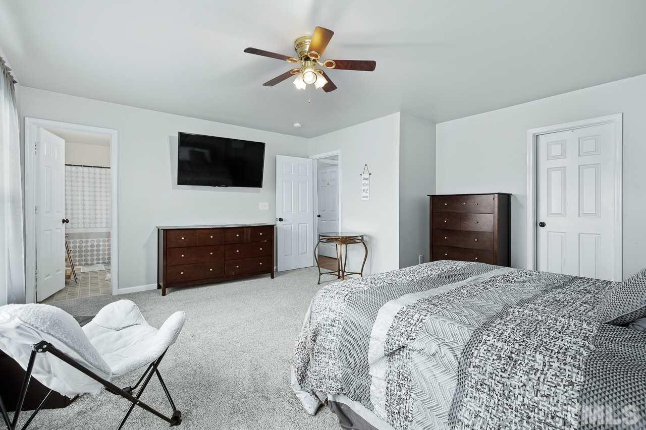 6016 Namozine Court Raleigh, NC 27610 - Photo 10 of 20