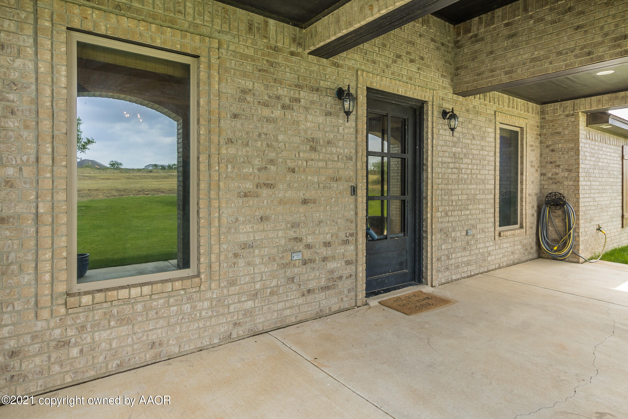 14251 Canyon Pass Road Amarillo, TX 79118 - Photo 7 of 43 007_Front Patio