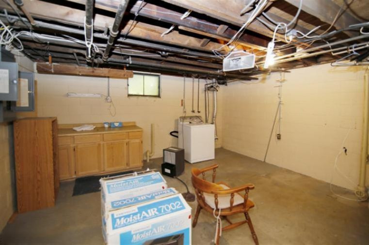 1245 Whites Road Kalamazoo, MI 49008 - Photo 19 of 24 Additional Photo