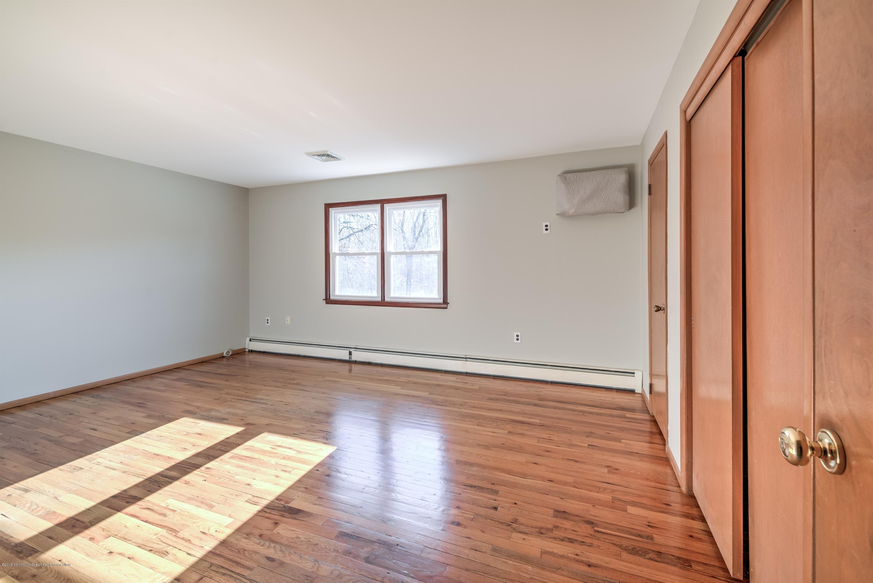 769 Bowman Road Jackson, NJ 08527 - Photo 13 of 34 013_BEDROOM
