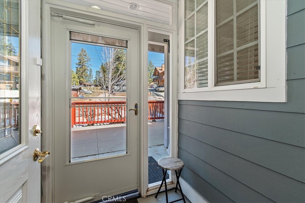 534 Highland Road Big Bear Lake, CA 92315 - Photo 40 of 52 Mud Room at entry