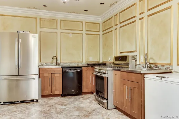 $2,899,000 | 11 Jay Court, Monsey, NY 10952