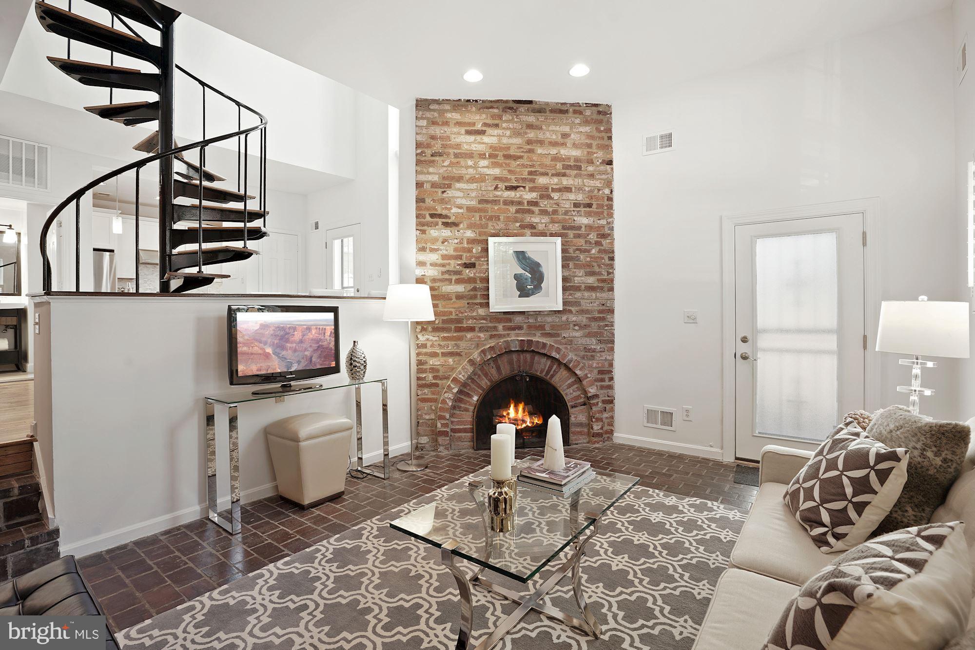 642 Pickford Place Northeast Washington, DC 20002 - Photo 3 of 33 Tall ceilings and great volume spaces