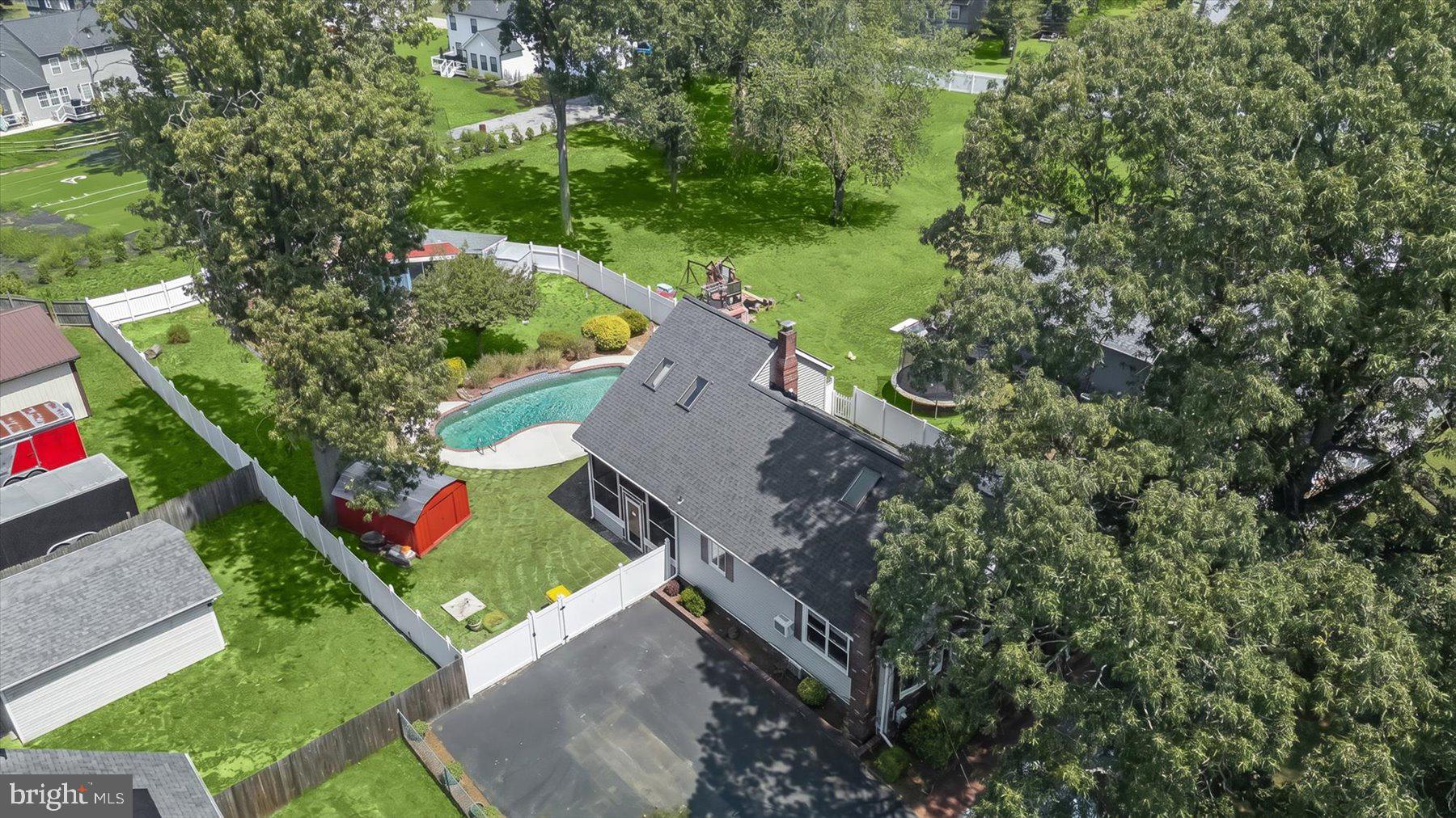 962 Point Pleasant Road Glen Burnie, MD 21060 - Photo 9 of 81
