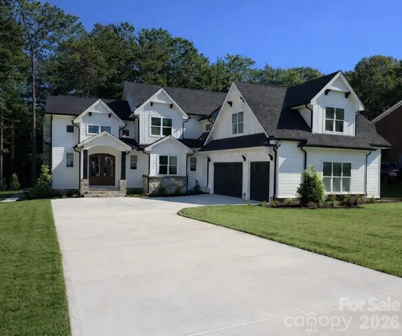 $1,290,000 | 8026 Silver Jade Drive, Denver, NC 28037