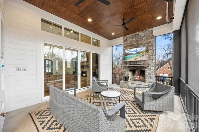 $1,290,000 | 8026 Silver Jade Drive, Denver, NC 28037