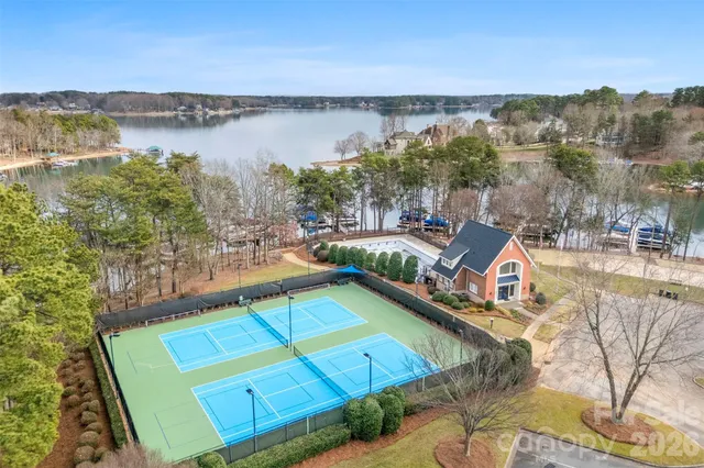 $1,290,000 | 8026 Silver Jade Drive, Denver, NC 28037