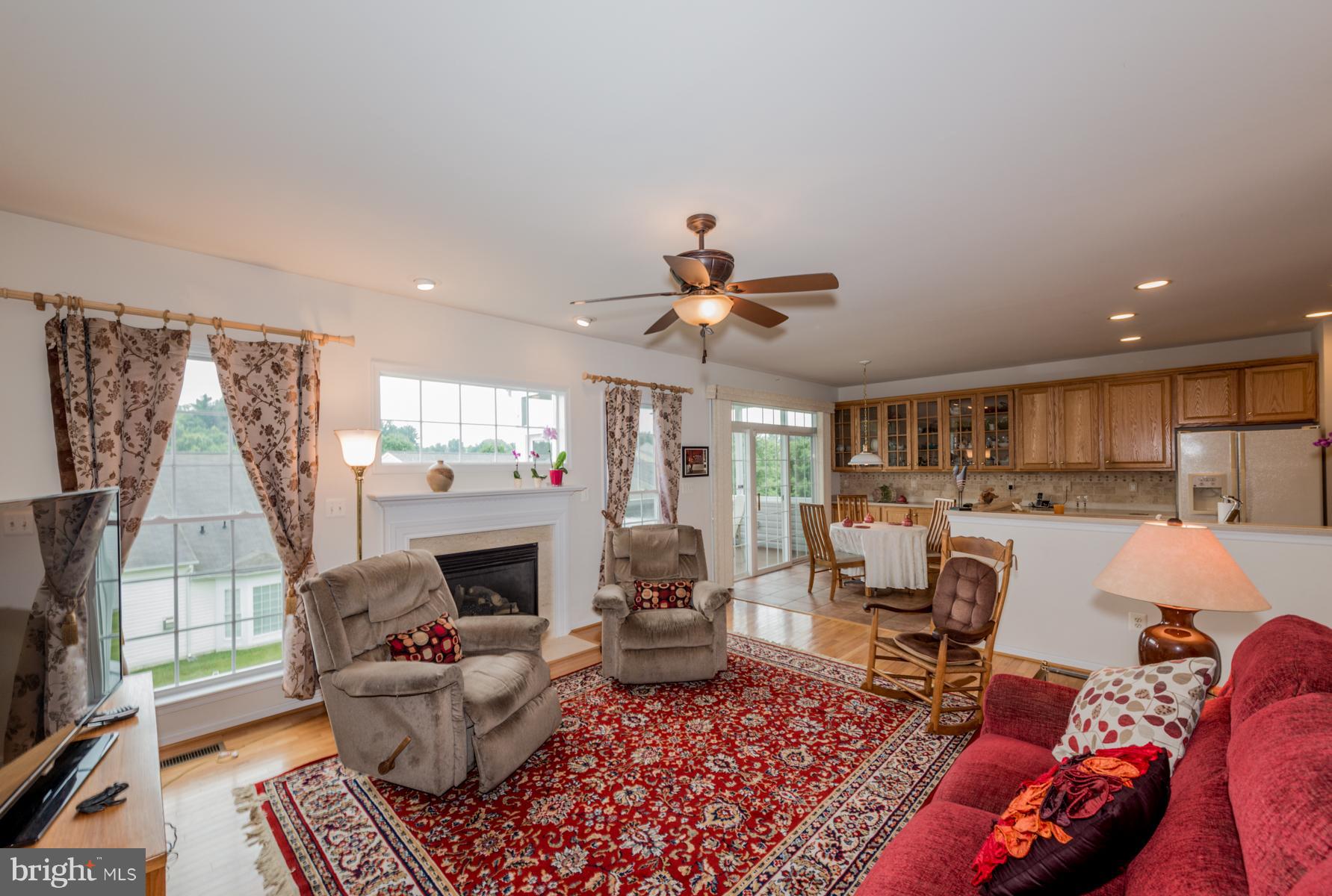 421 High Earls Road Westminster, MD 21158 - Photo 17 of 30 Family Room