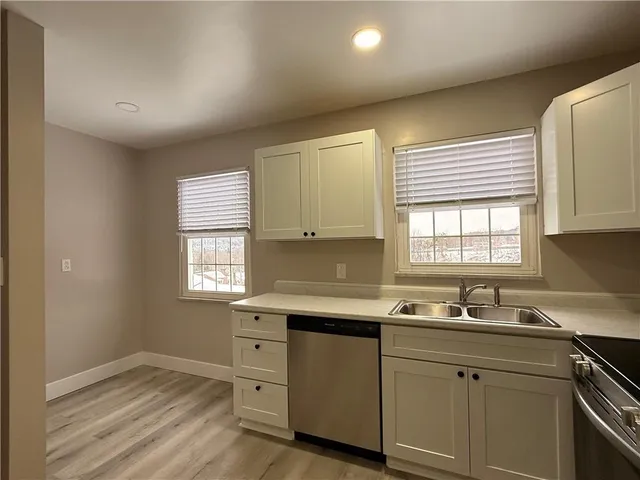 $1,300 | 714 Pershing Street, Ellwood City, PA 16117