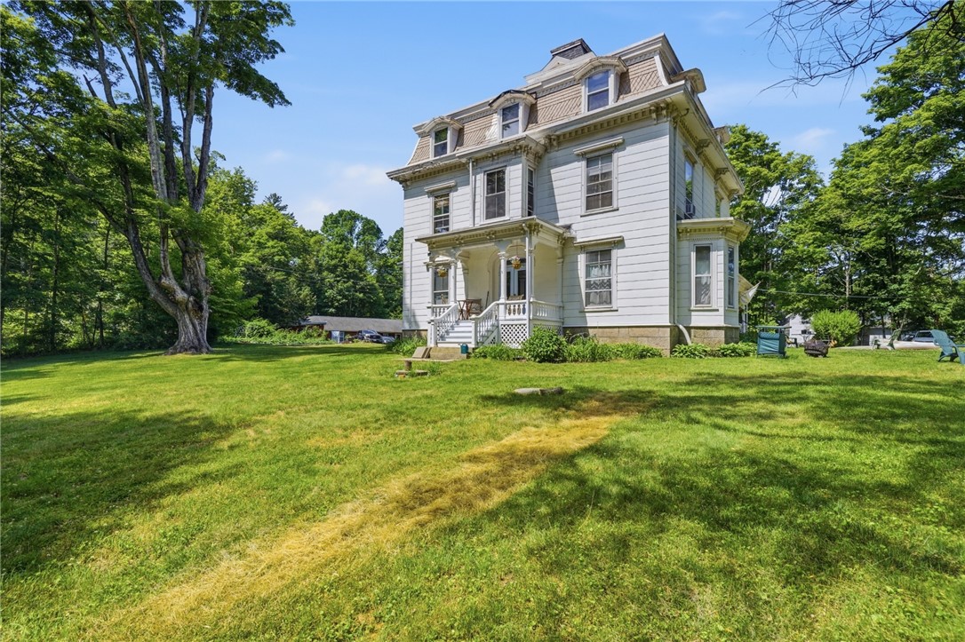 7 Nichols Lane, Unit 7 Hopkinton, RI 02832 - Photo 6 of 34
