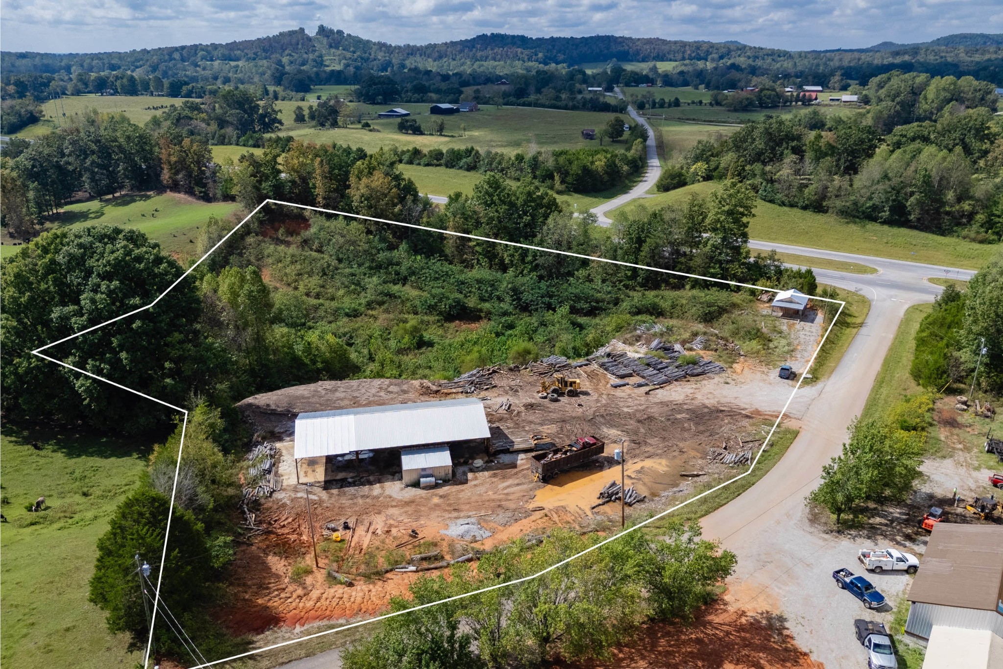 0 Old Stage Coach Road Quebeck, TN 38579 - Photo 3 of 18 an aerial view of a house with a yard and lake view