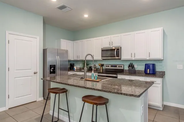 $320,000 | 2928 Beluga Bay Drive, Odessa, FL 33556