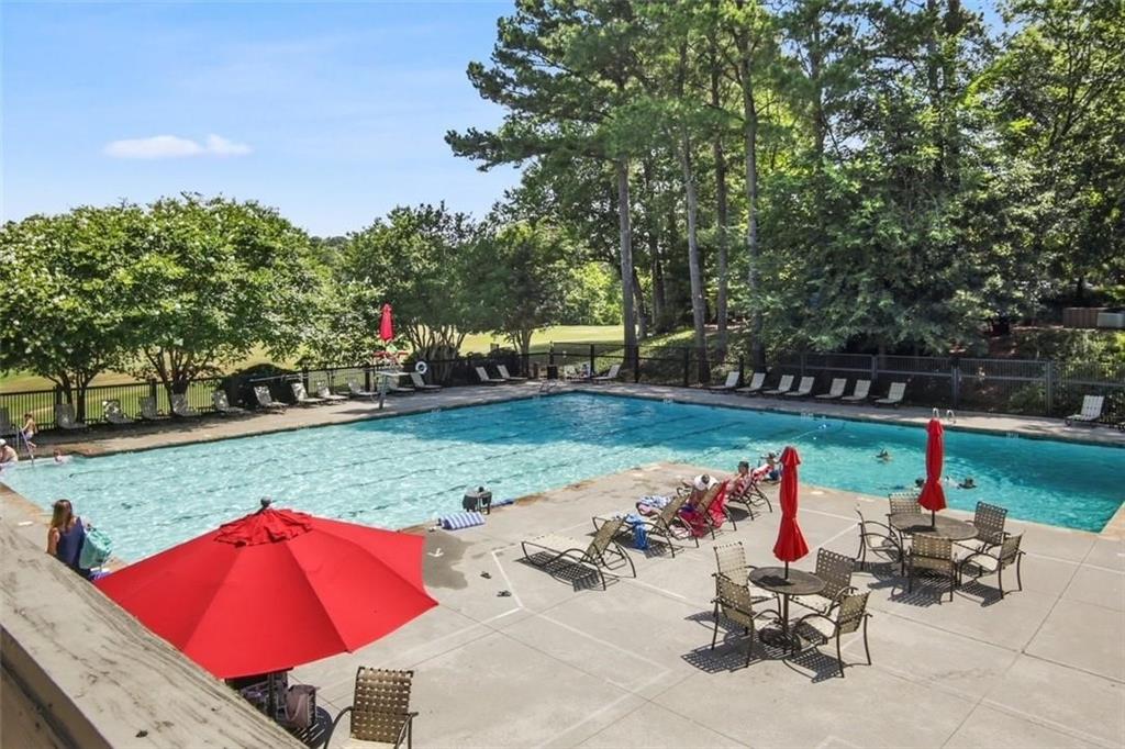 225 Triumph Drive Northwest Atlanta, GA 30327 - Photo 32 of 39